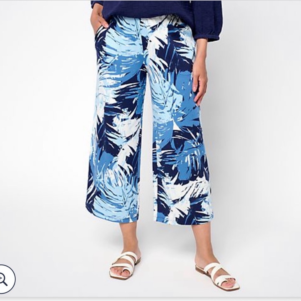 Denim&Co Beach Jersey Crop Pant Blue Palm
